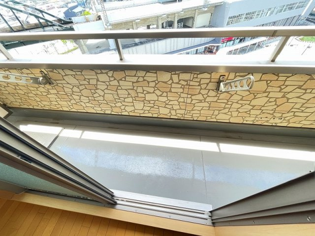 東大阪市永和１丁目の賃貸マンションのバルコニー