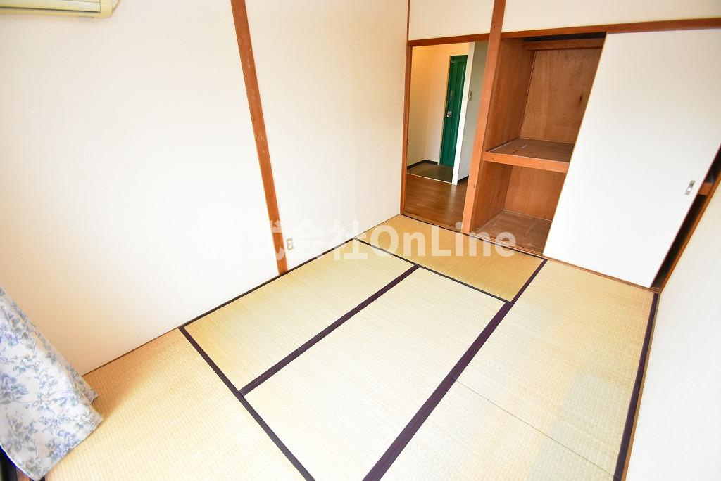 東大阪市菱屋西４丁目の賃貸マンションの寝室