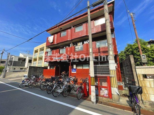 東大阪市菱屋西４丁目の賃貸マンションの外観