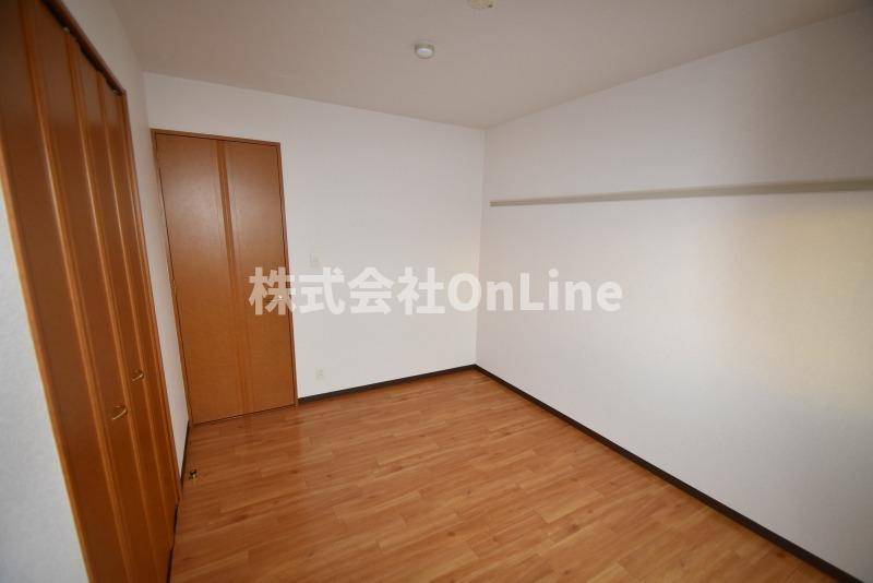 東大阪市花園西町１丁目の賃貸マンションの寝室