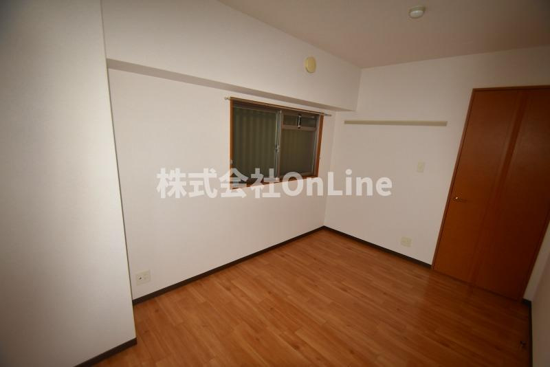 東大阪市花園西町１丁目の賃貸マンションの内装