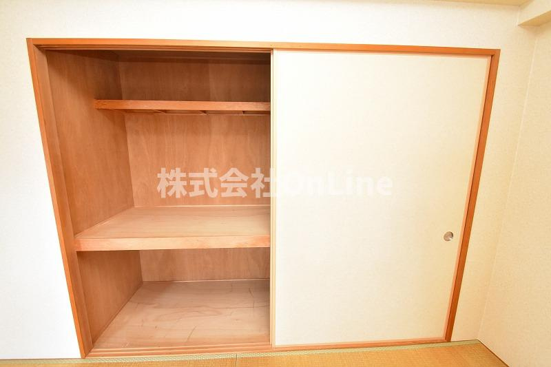 東大阪市俊徳町５丁目の賃貸マンションの収納