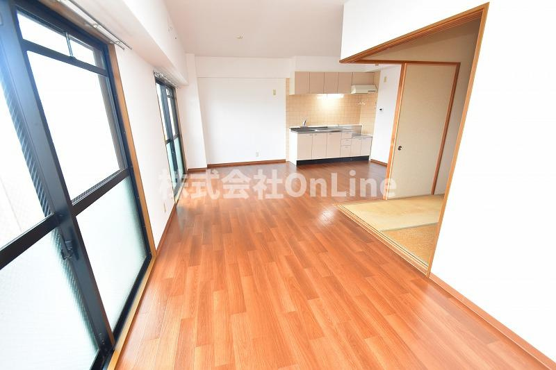 東大阪市俊徳町５丁目の賃貸マンションの内装