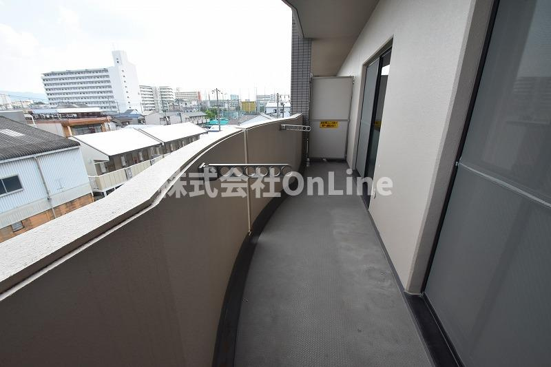 東大阪市俊徳町５丁目の賃貸マンションのバルコニー