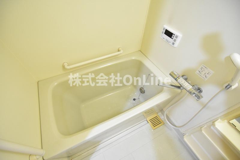 東大阪市俊徳町５丁目の賃貸マンションの浴室