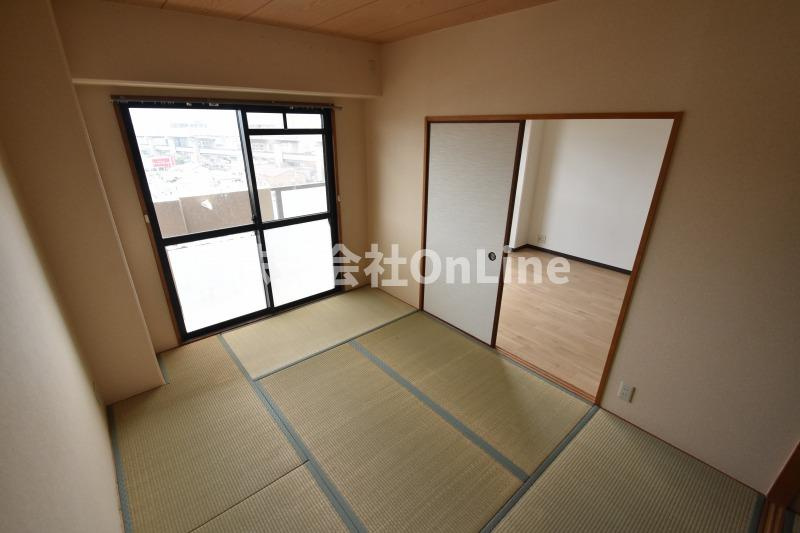東大阪市角田１丁目の賃貸マンションの内装