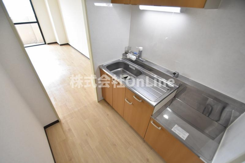 東大阪市角田１丁目の賃貸マンションのキッチン