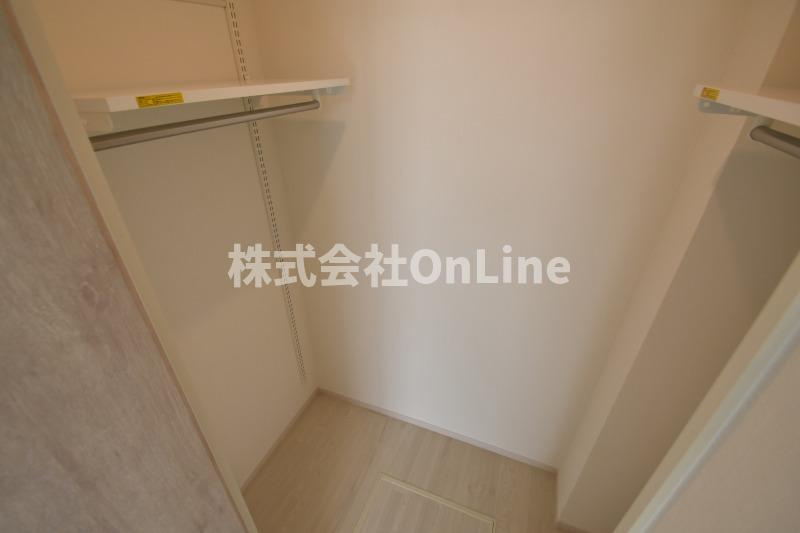 東大阪市新庄４丁目のアパートの収納