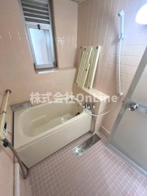 東大阪市鴻池本町の賃貸マンションの浴室