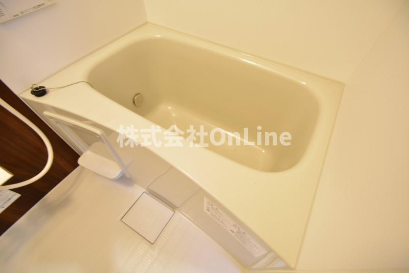 東大阪市大蓮東５丁目のアパートの浴室