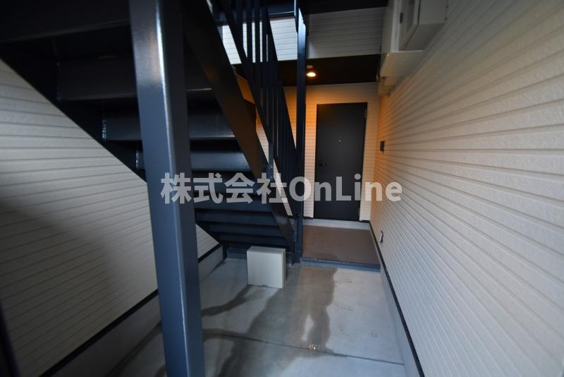 東大阪市大蓮東５丁目のアパートのロビー