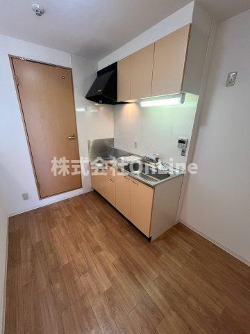 東大阪市島之内１丁目のアパートのキッチン