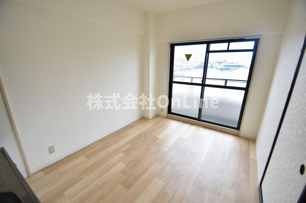 東大阪市三島１丁目の賃貸マンションの洋室