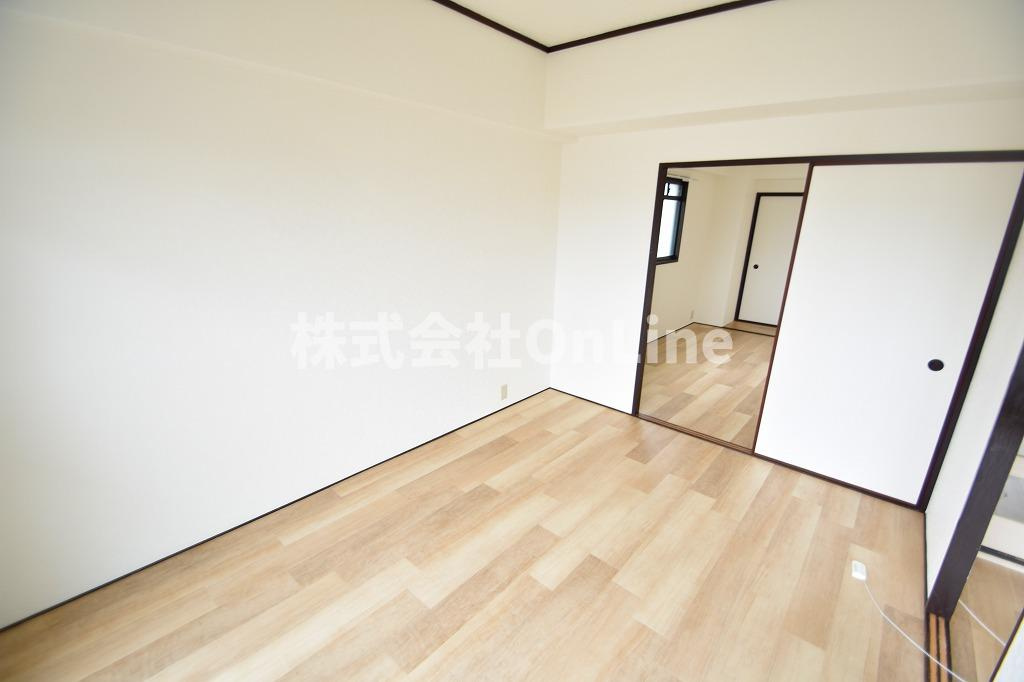 東大阪市三島１丁目の賃貸マンションの内装