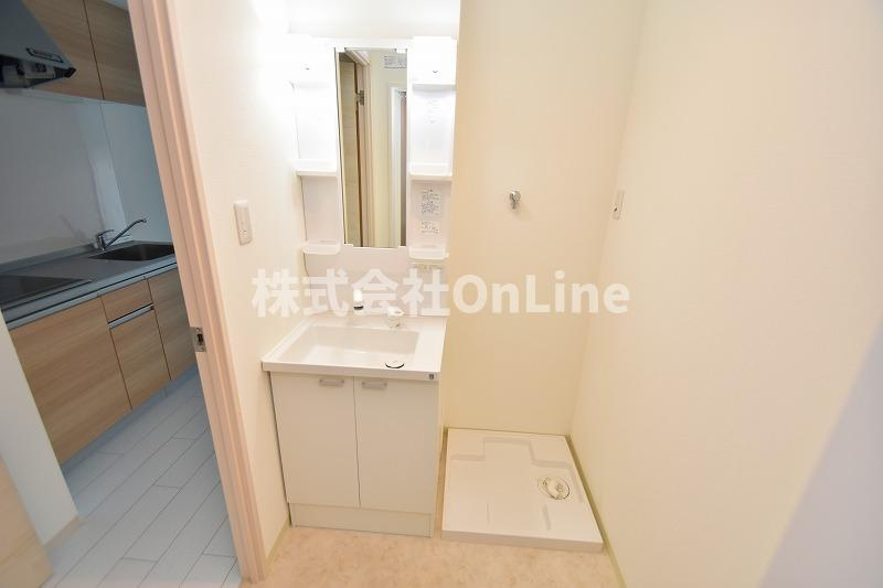 東大阪市大蓮東１丁目のアパートの洗面所