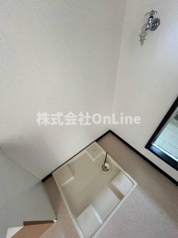 東大阪市西岩田１丁目の賃貸マンションの洗面所