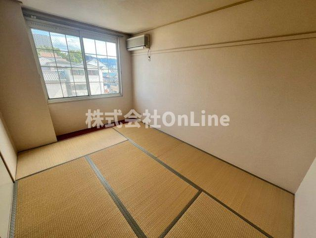 東大阪市西岩田１丁目の賃貸マンションの和室