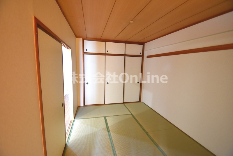 東大阪市友井５丁目の賃貸マンションの和室