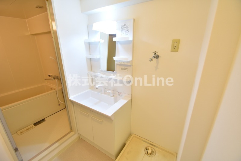 東大阪市友井５丁目の賃貸マンションの独立洗面台