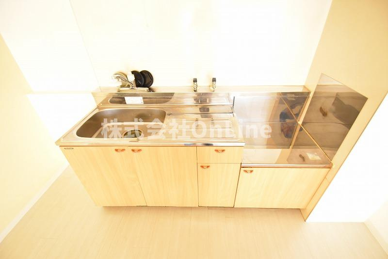 東大阪市友井５丁目の賃貸マンションのキッチン