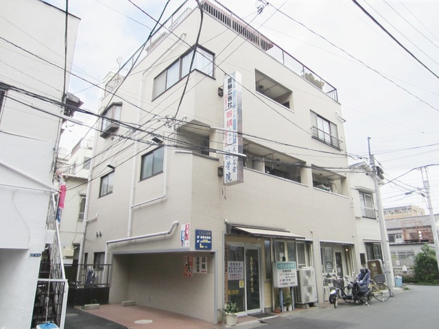 コーポラス斉藤の外観|十条商店街すぐの好立地！