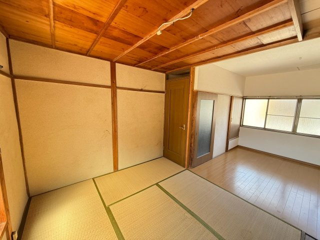 花園段ノ岡町貸家の和室