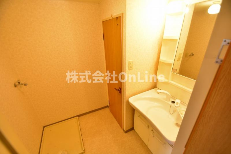 東大阪市三ノ瀬１丁目の賃貸マンションの洗面所