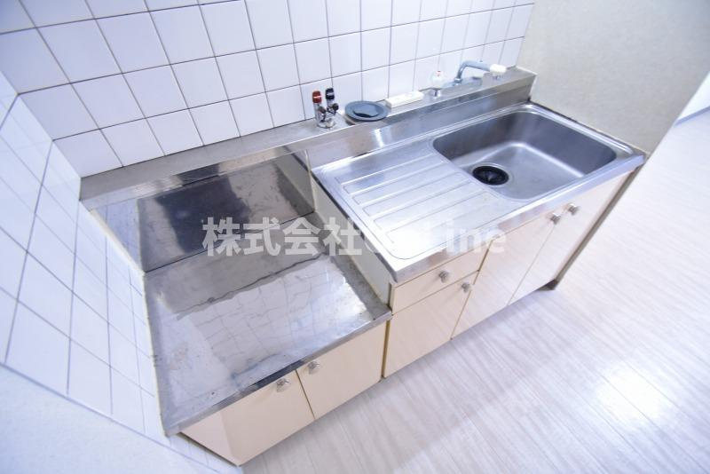 東大阪市三ノ瀬１丁目の賃貸マンションのキッチン