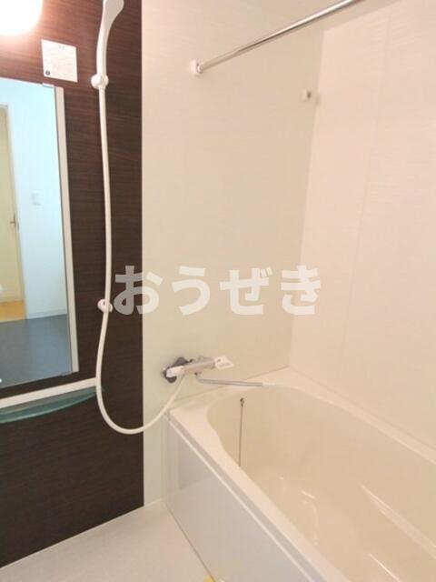 アクシス池袋の浴室|浴室乾燥機つき♪