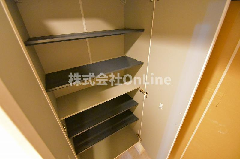 東大阪市中野南の賃貸マンションの収納