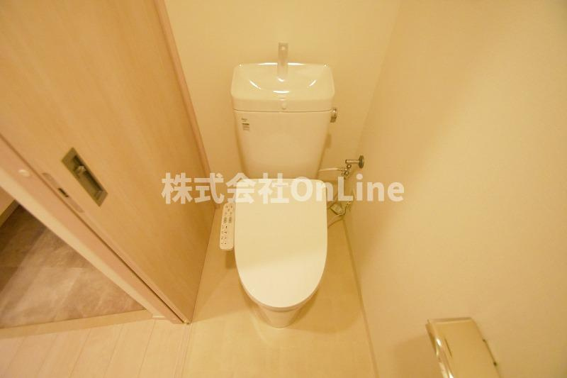 東大阪市中野南の賃貸マンションのトイレ
