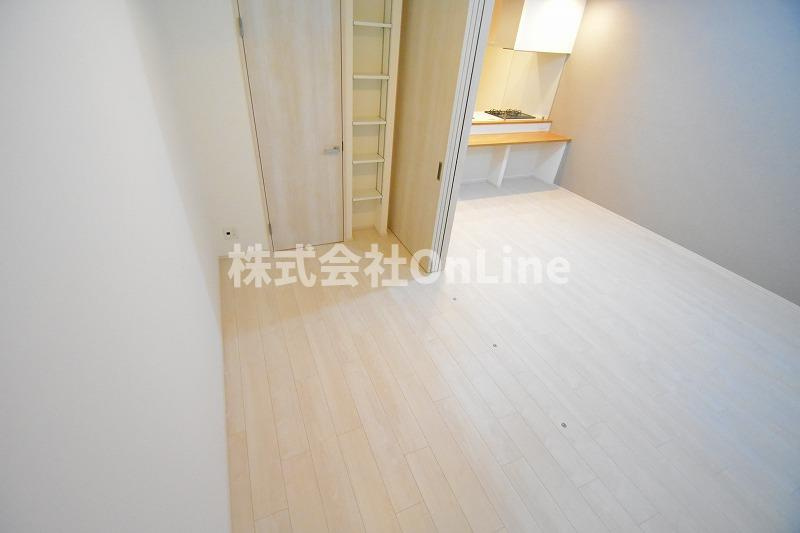 東大阪市中野南の賃貸マンションの洋室