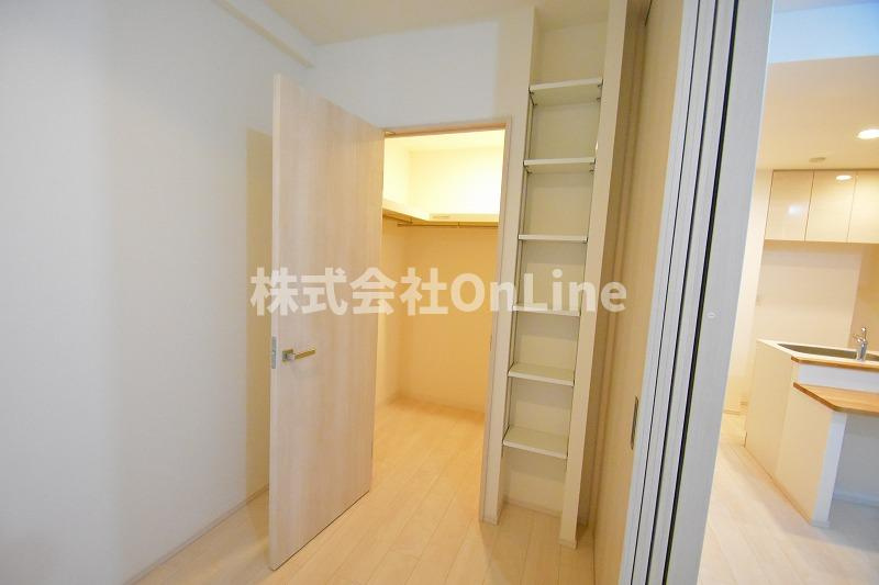 東大阪市中野南の賃貸マンションの収納