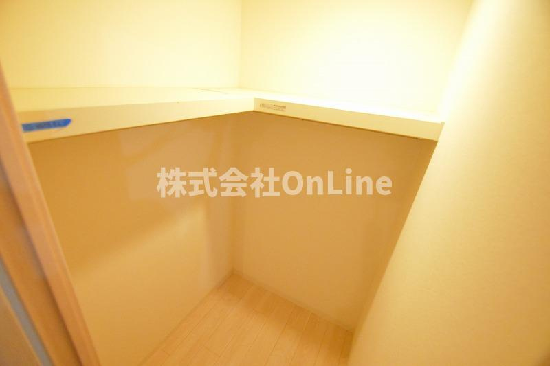 東大阪市中野南の賃貸マンションの収納