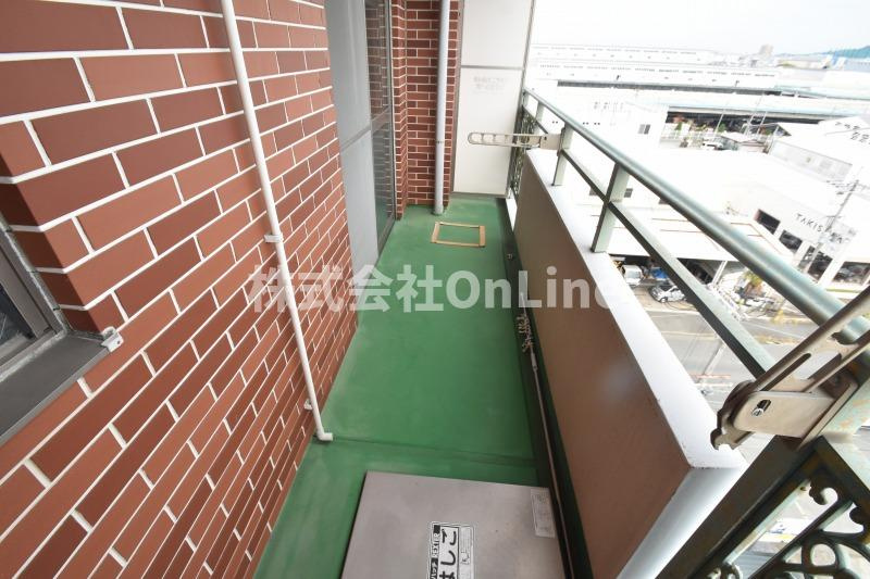東大阪市横枕西の賃貸マンションのバルコニー