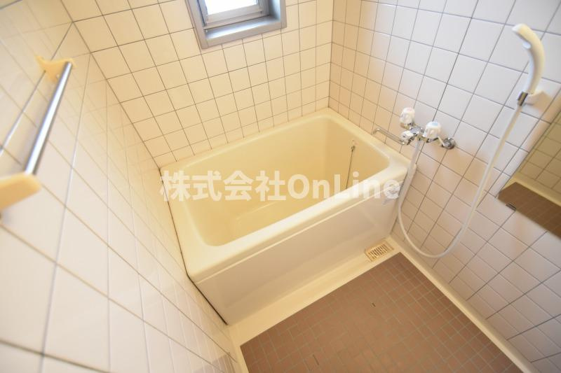 東大阪市横枕西の賃貸マンションの浴室