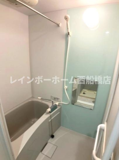 グランドソレイユ西船橋の浴室