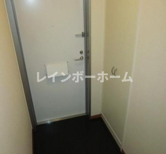 インパレスの玄関