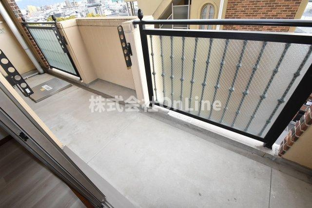 東大阪市森河内西２丁目の賃貸マンションのバルコニー