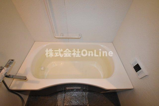 東大阪市森河内西２丁目の賃貸マンションの浴室