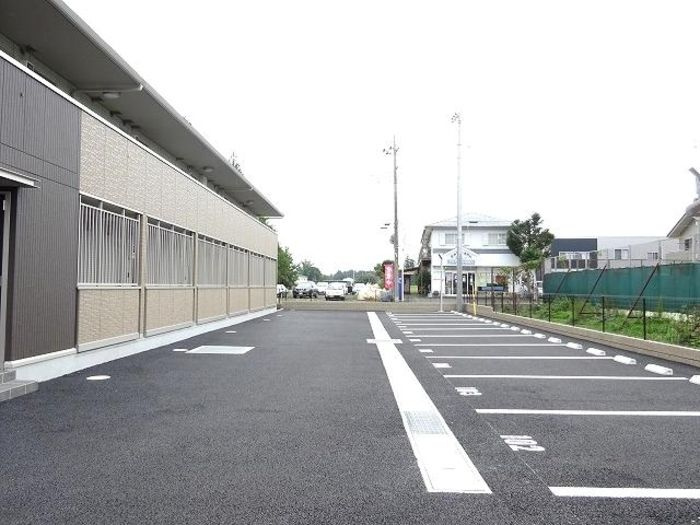 グランマーレＭＩＴＯ　Ｉの駐車場