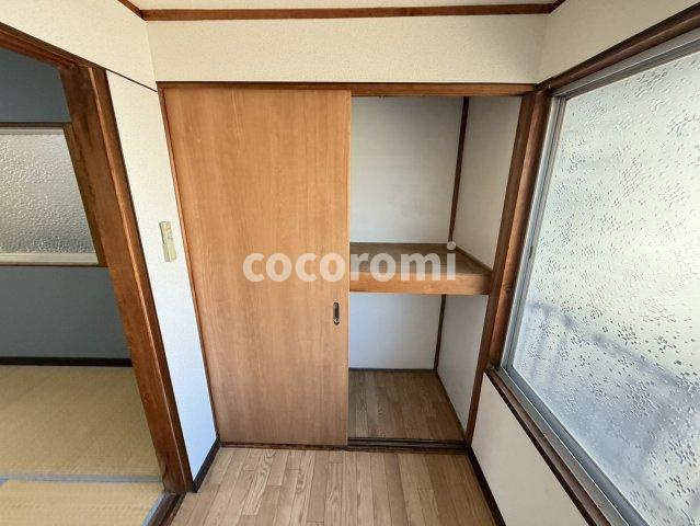 守口市南寺方貸家の収納