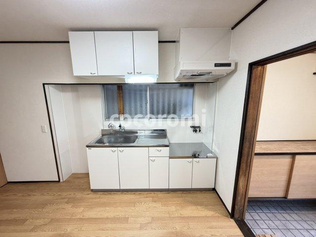 守口市南寺方貸家のキッチン