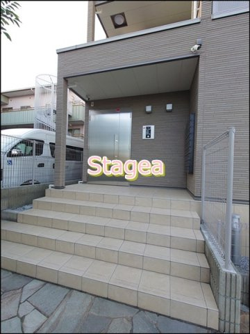 スプレッド与野のエントランス