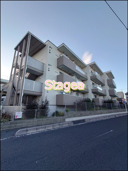 スプレッド与野の外観