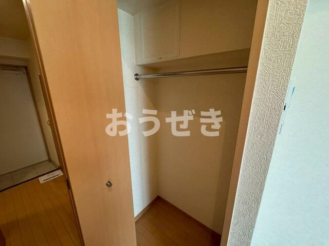 ドルチェ東京・八重洲通りの収納