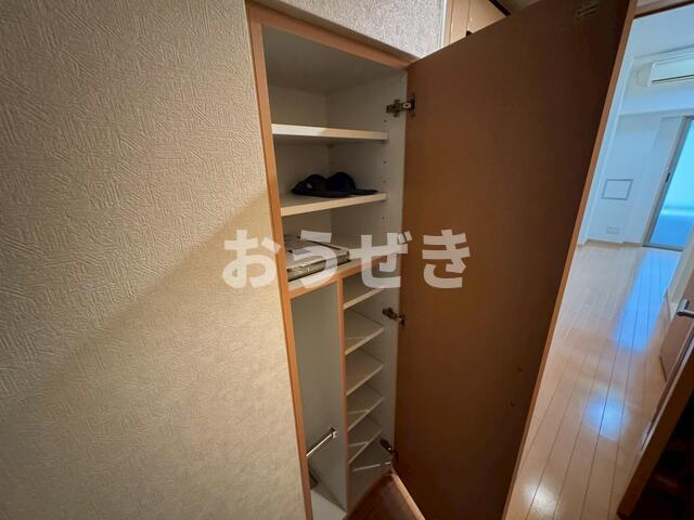 ドルチェ東京・八重洲通りの内装