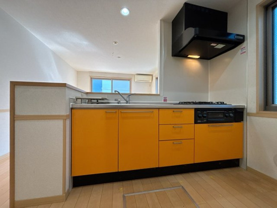 小平市大沼町2丁目アパートのキッチン