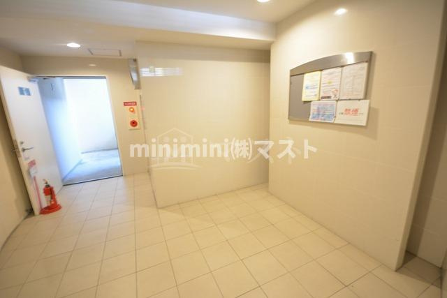大阪市浪速区稲荷２丁目の賃貸マンションの外観