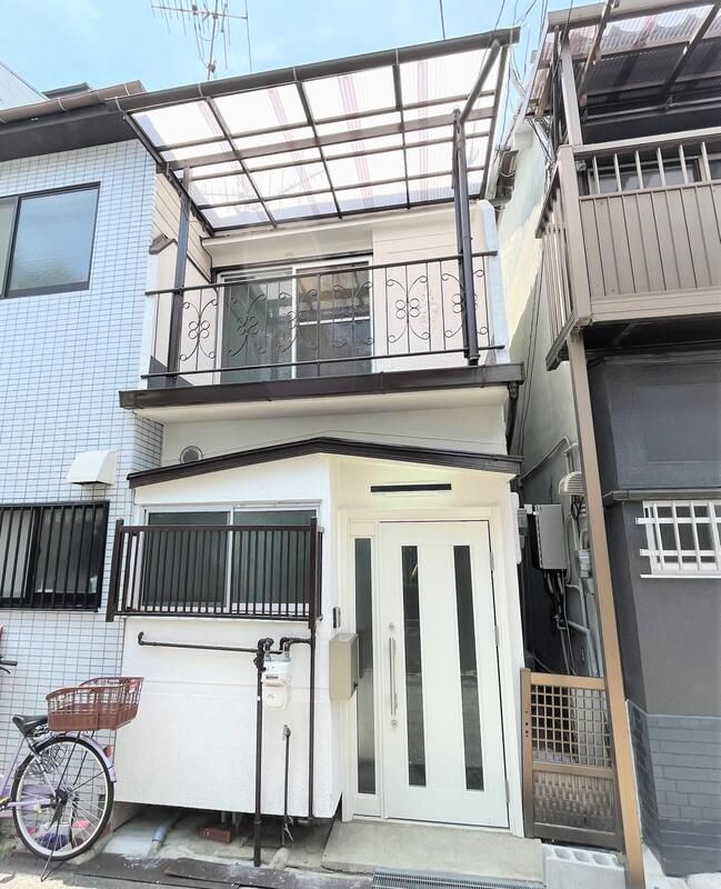 寝屋川市御幸東町貸家の外観